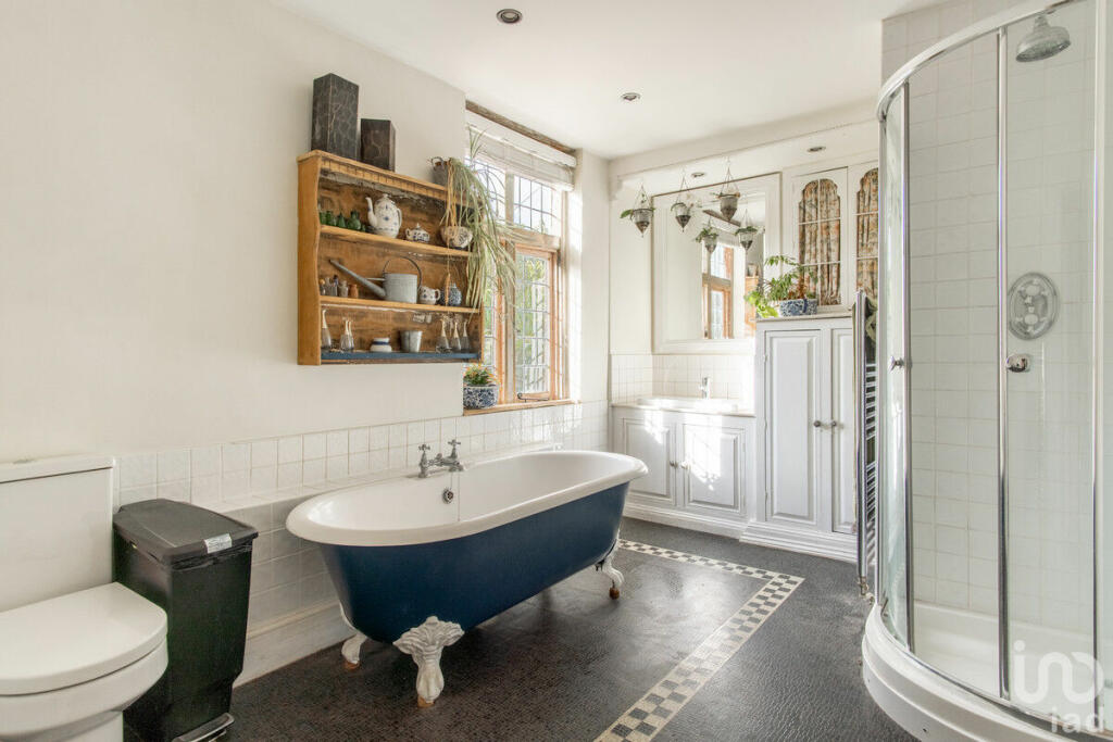 Additional property image - London Road, Bishop's Stortford, CM23