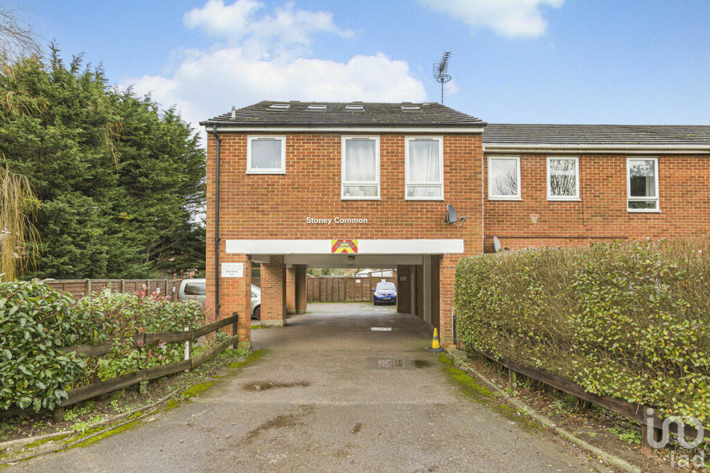 Additional property image - stoney Common, Stansted, CM24