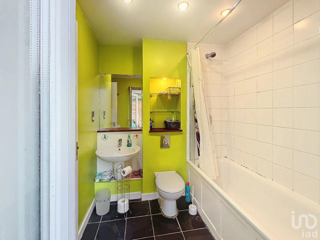 Additional property image - Allis Mews, Harlow, CM17