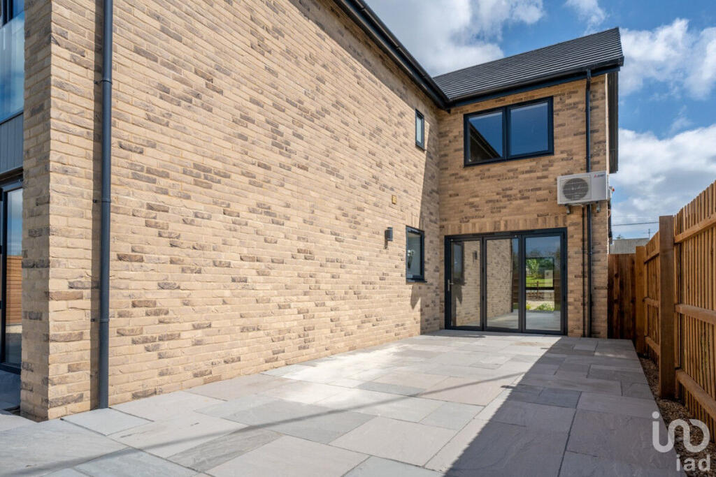 Additional property image - Mereside Soham, Ely, CB7