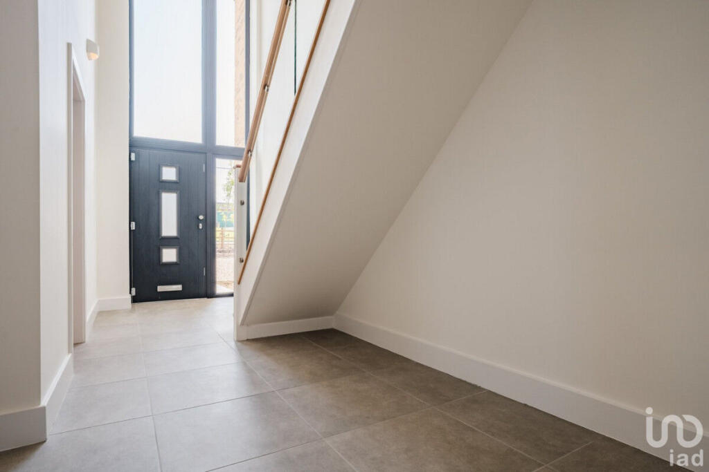 Additional property image - Mereside Soham, Ely, CB7