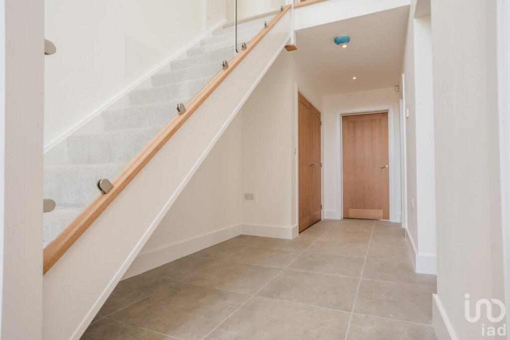 Additional property image - Mereside Soham, Ely, CB7