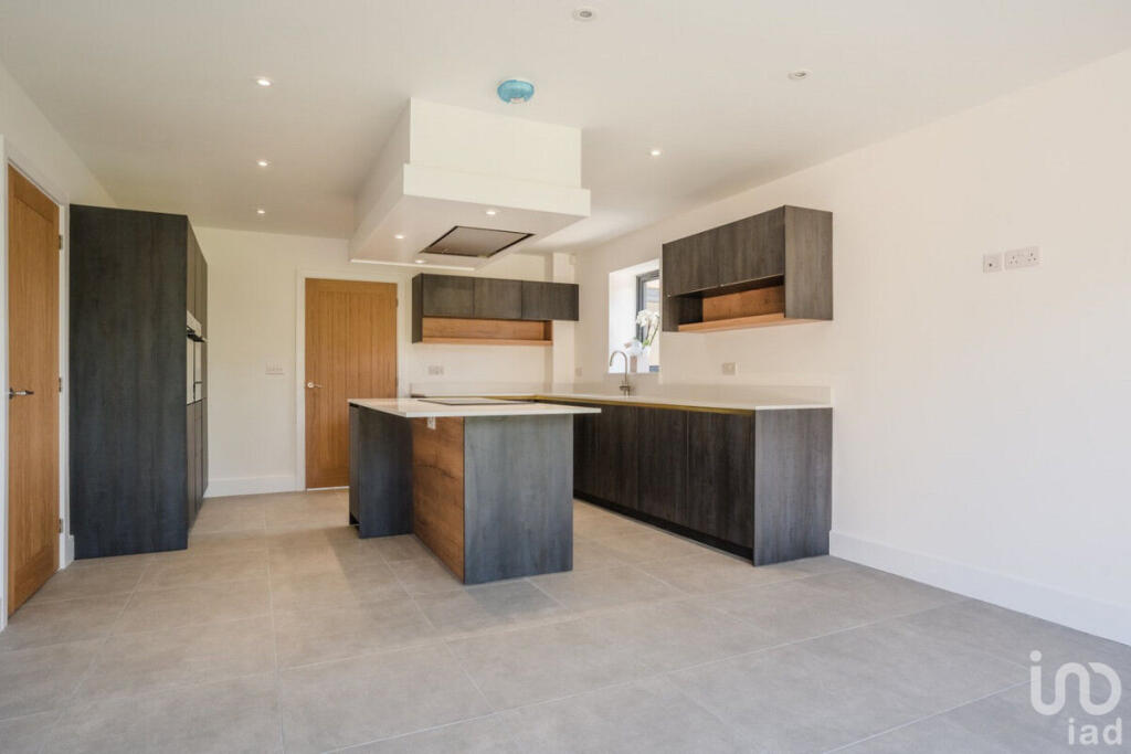 Additional property image - Mereside Soham, Ely, CB7