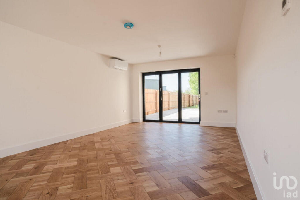 Additional property image - Mereside Soham, Ely, CB7