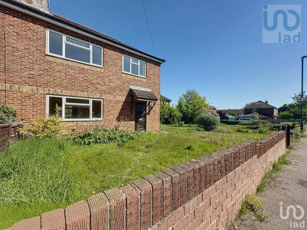 Main image of property: Elizabeth Road, Bishop's Stortford, CM23