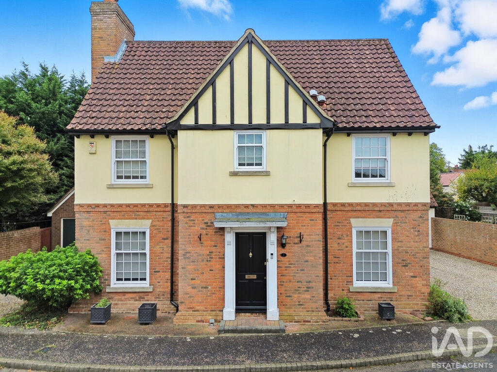 Main image of property: Cambridge Close, Ingatestone, CM4