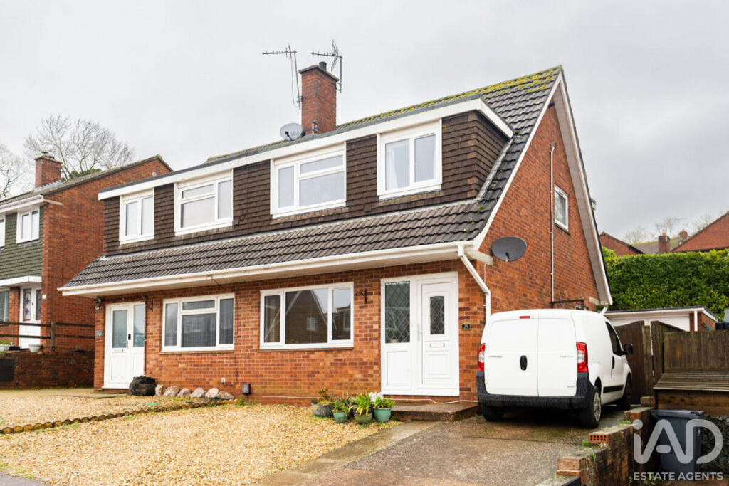 Main image of property: Little Meadow, Exmouth, EX8
