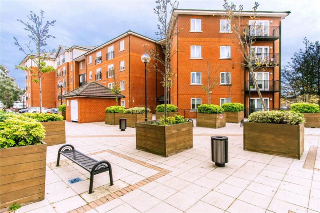 2 bedroom apartment
