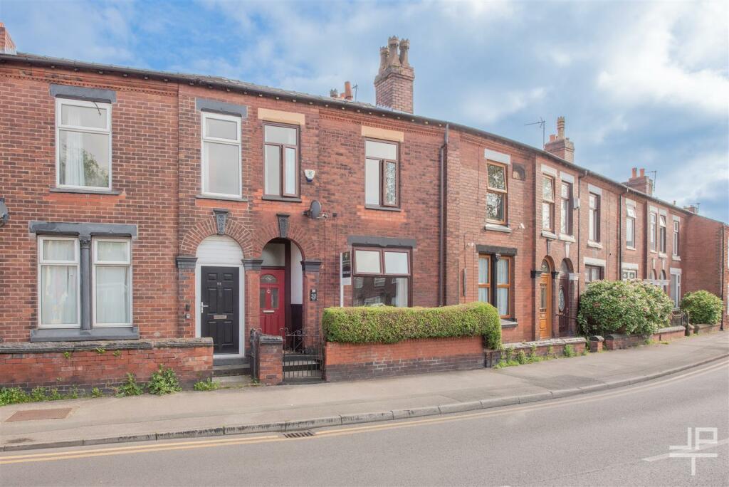 Main image of property: Twist Lane, Leigh, Greater Manchester, WN7 4DA