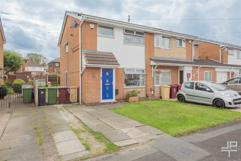 Main image of property: Hereford Crescent, Little Lever, Bolton, BL3 1XQ