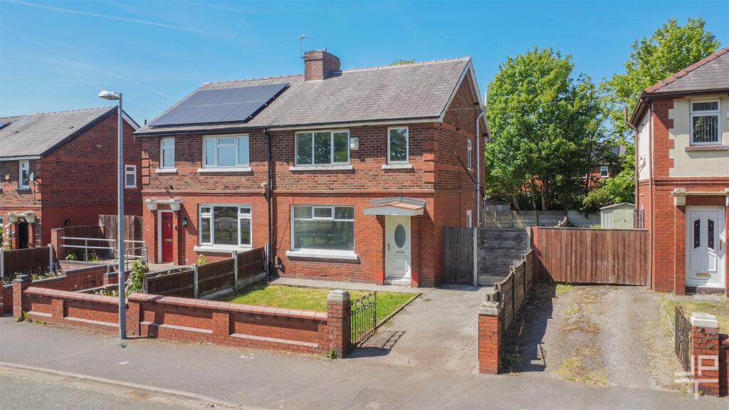 Main image of property: Granville Street, Worsley, Manchester, M28 3QZ
