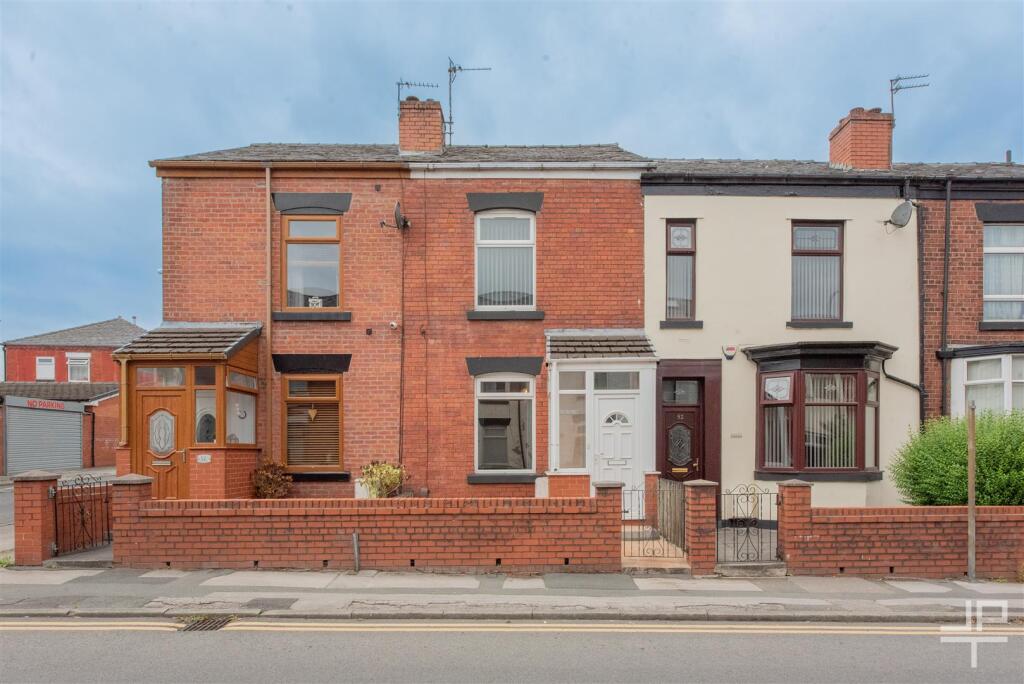 3 bedroom terraced house