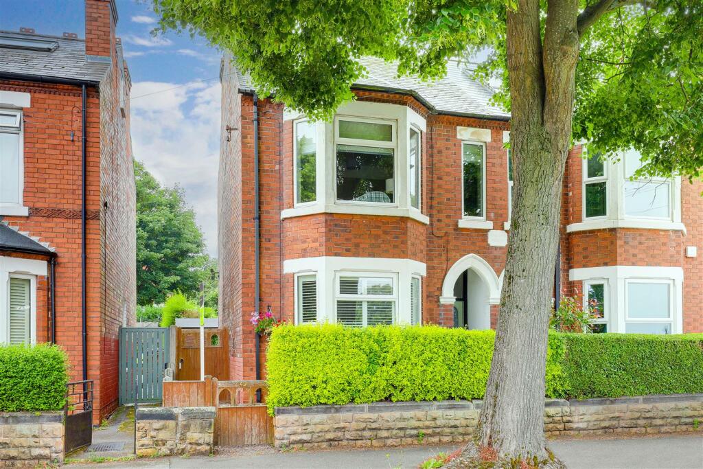 3 bedroom semidetached house for sale in Haywood Road, Mapperley