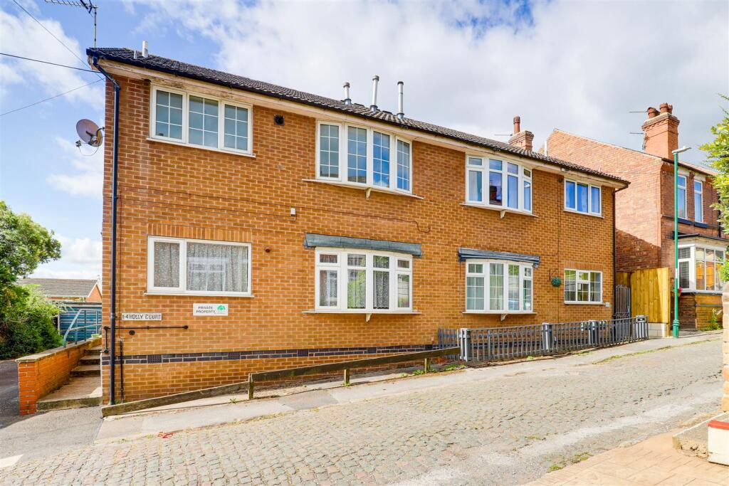 Main image of property: Holly Gardens, Thorneywood, Nottinghamshire, NG3 2PL