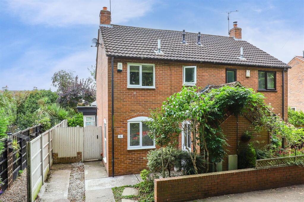 Main image of property: New Road, Oxton, Southwell, Nottinghamshire, NG25 0SL