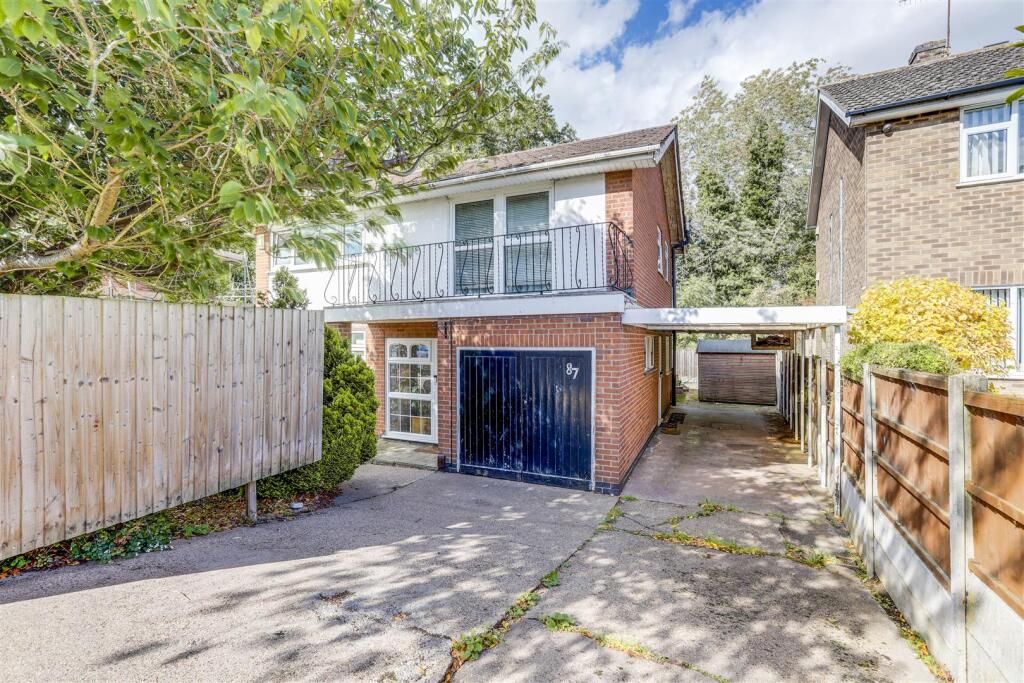 Main image of property: Weaverthorpe Road, Woodthorpe, Nottinghamshire, NG5 4PU