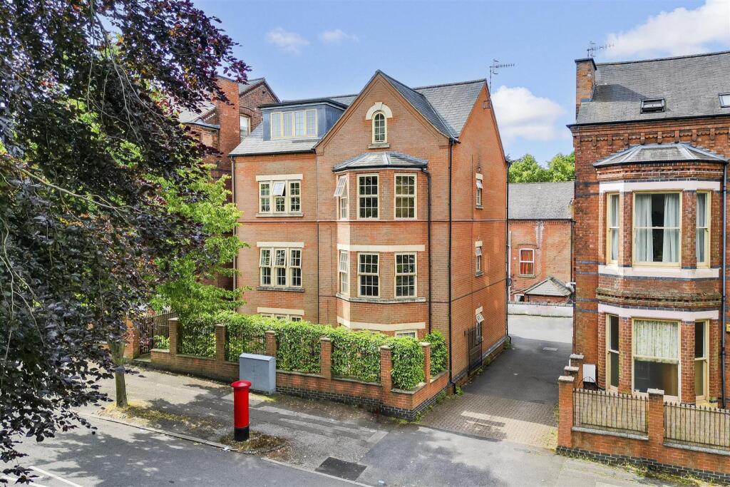 Main image of property: Magdala Road, Mapperley Park, Nottinghamshire, NG3 5DF