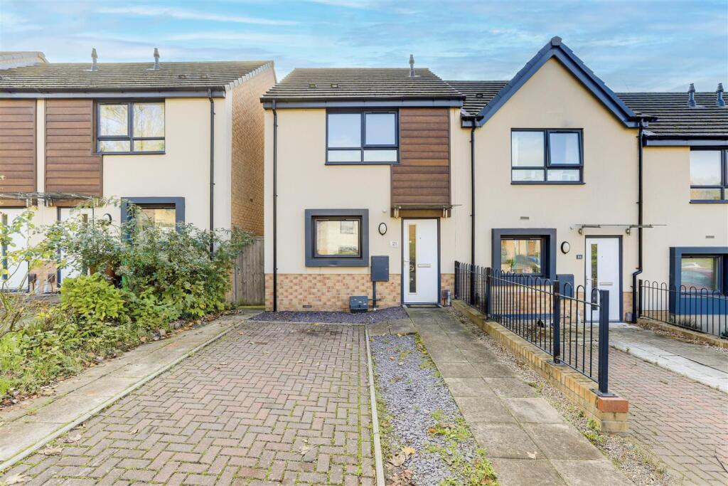 Main image of property: Selborne Gardens, St Anns, Nottinghamshire, NG3 2GR