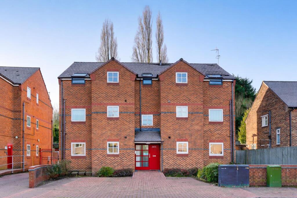 Main image of property: Valley Court, Carlton, Nottinghamshire, NG4 1NW