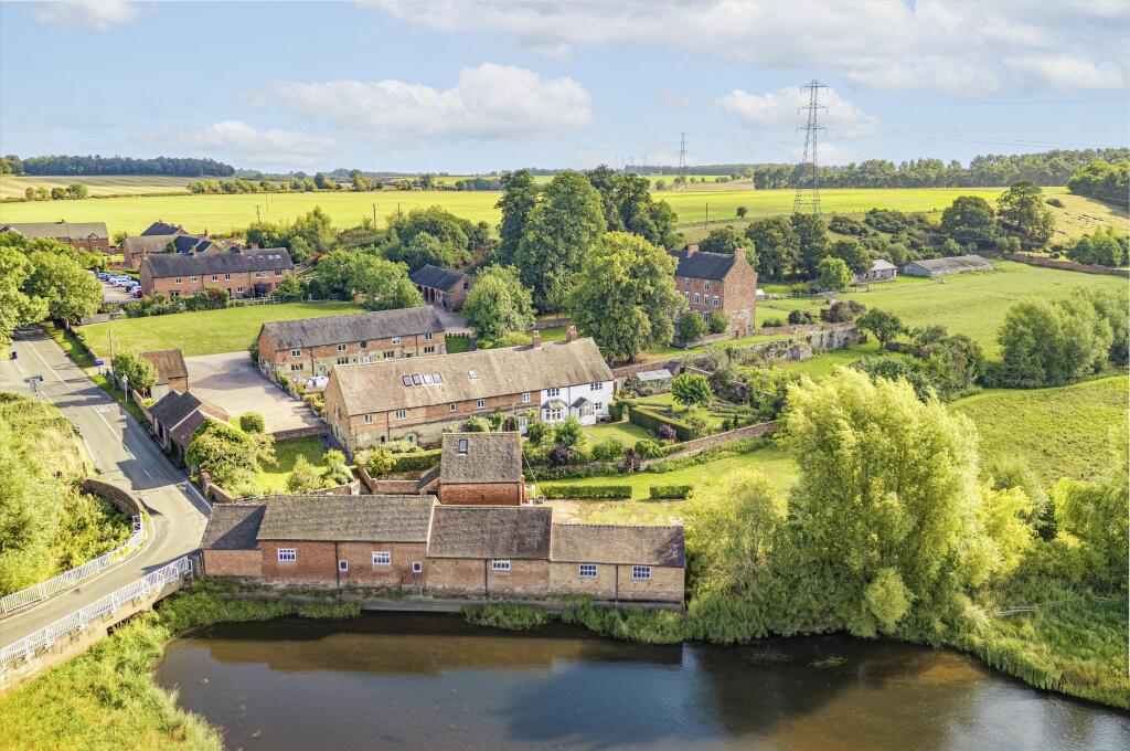 Main image of property: Baswich Lane, Stafford, Staffordshire, ST18