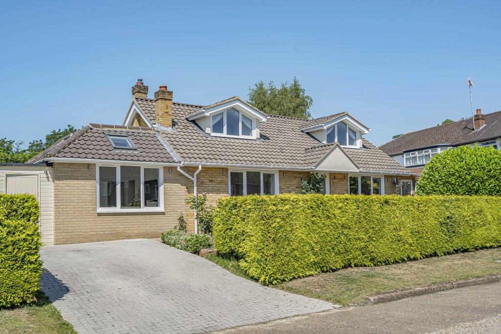 Main image of property: Turnoak Avenue, Woking, Surrey, GU22