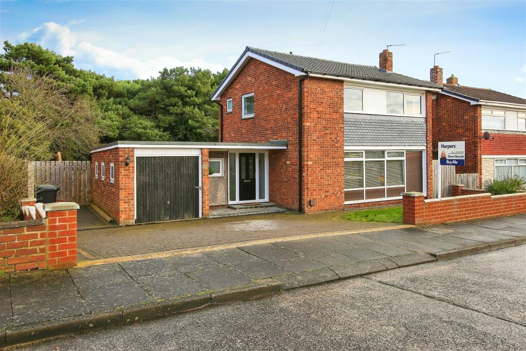 3 bedroom detached house for sale in Westbourne Avenue, Choppington