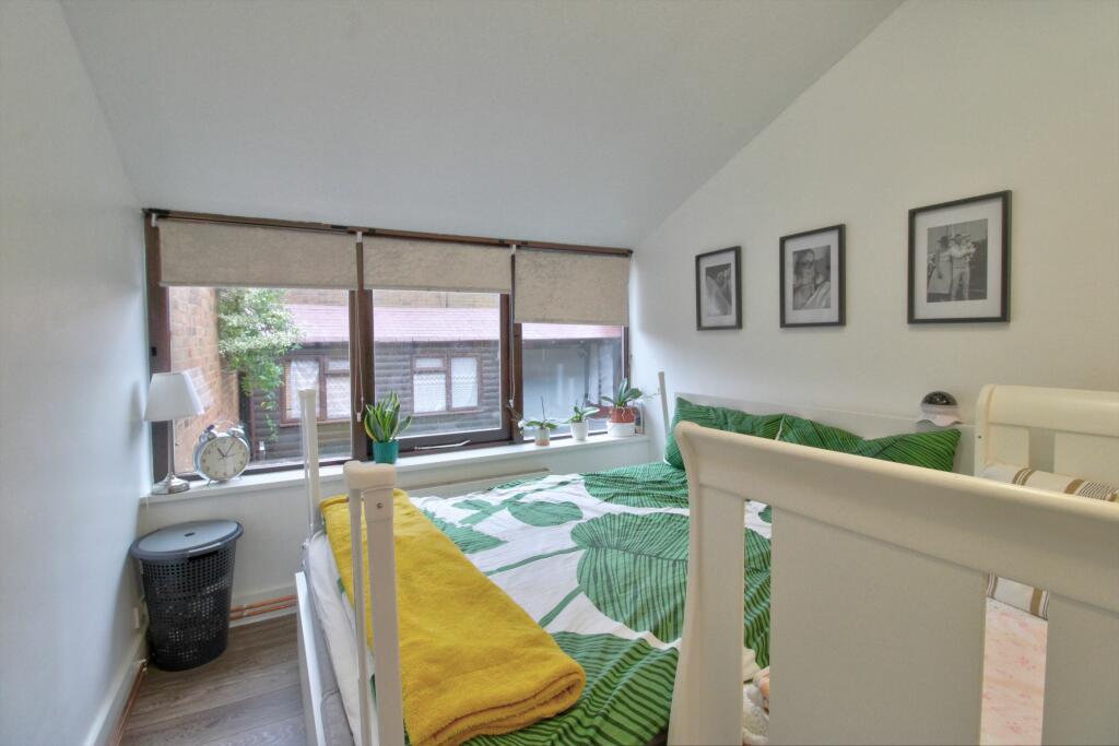 Additional property image - Bishopsfield, Harlow