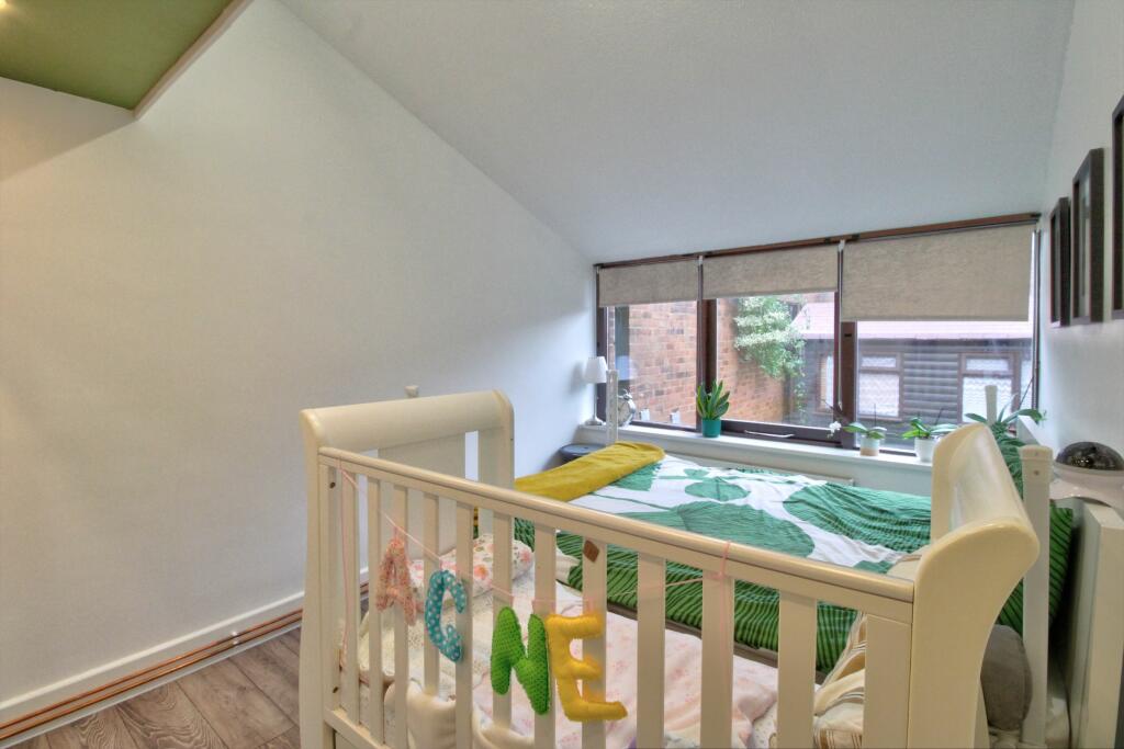 Additional property image - Bishopsfield, Harlow