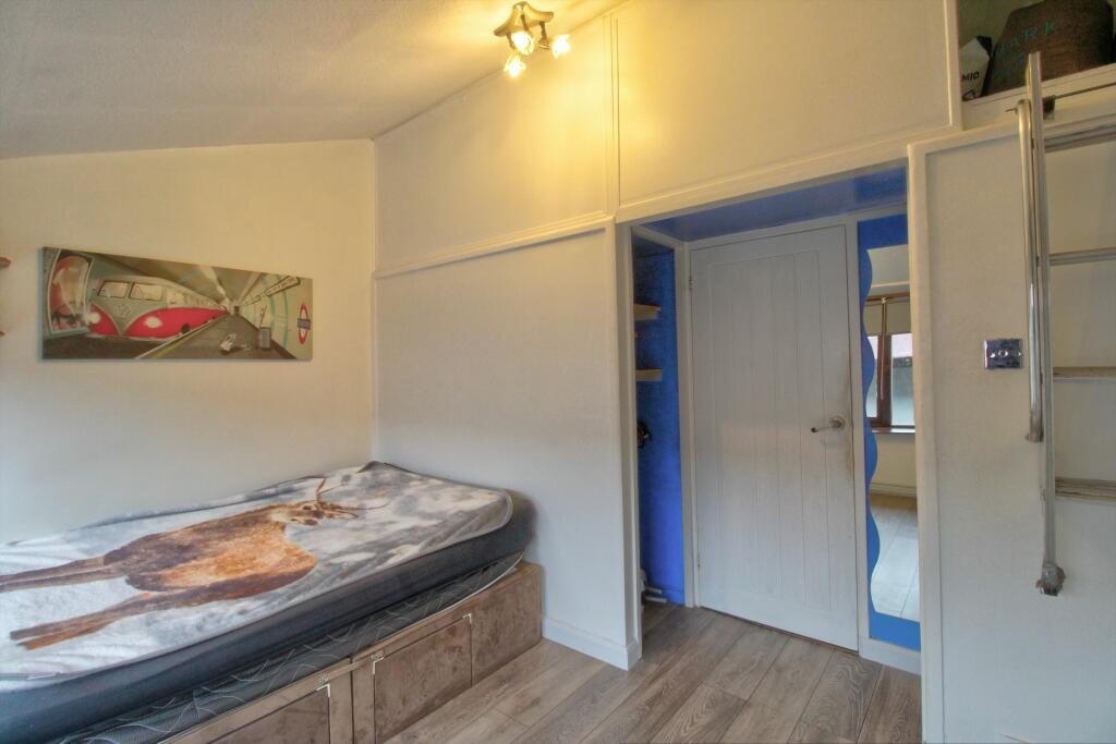 Additional property image - Bishopsfield, Harlow