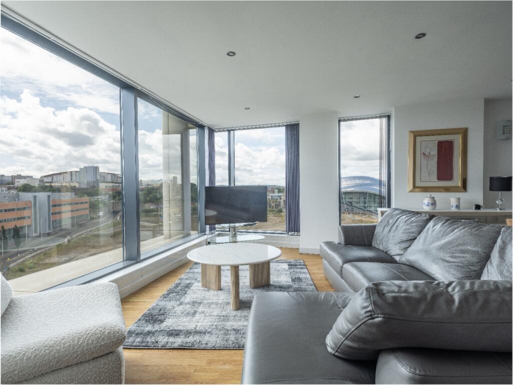 Main image of property: Baltic Quay, Mill Road, Gateshead, Tyne and Wear, NE8 3QX