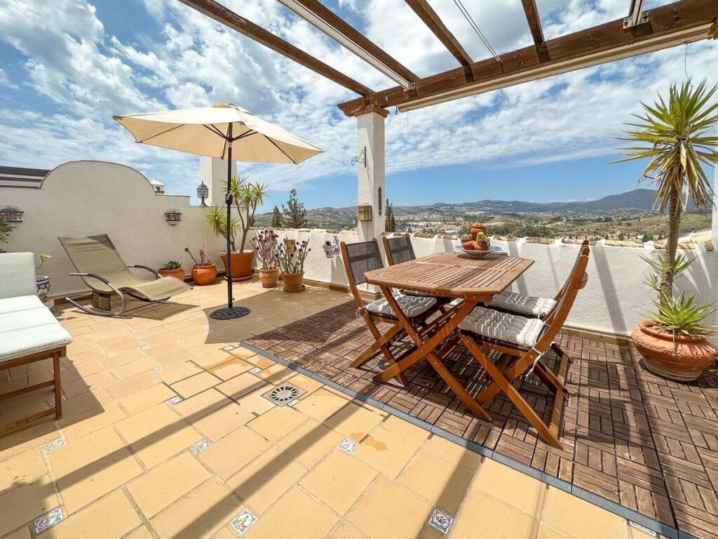 2 bedroom Town House for sale in Andalucia, Malaga, Mijas