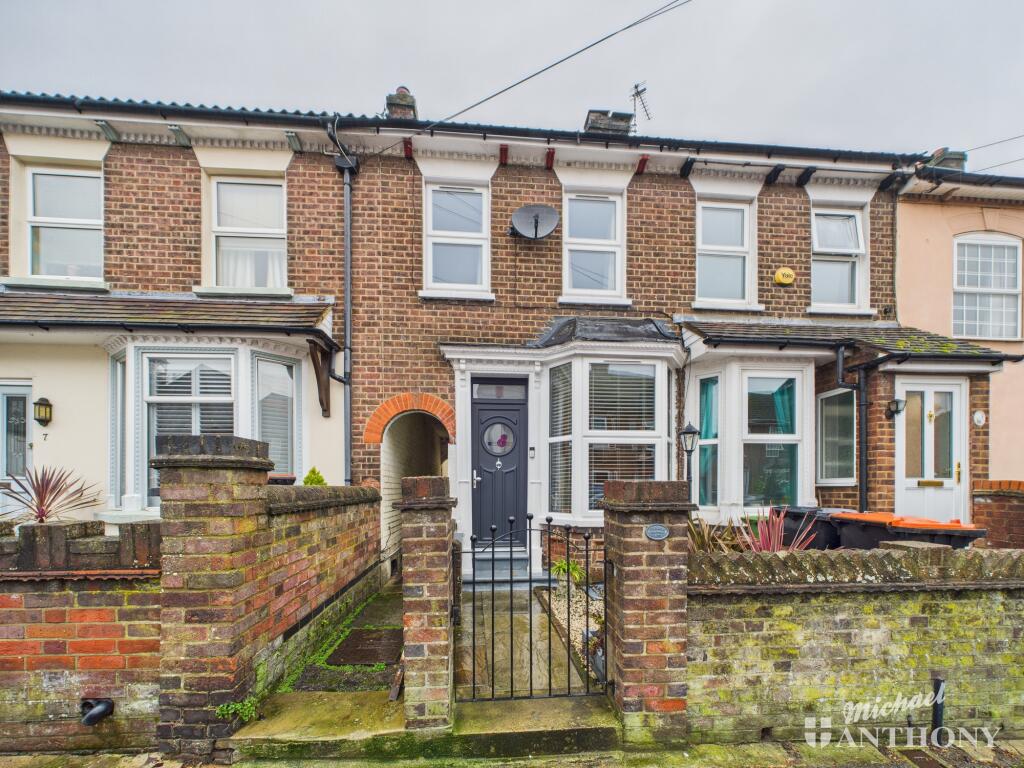 Main image of property: Chiltern Road, Dunstable