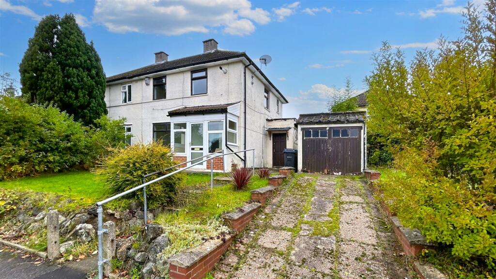 Main image of property: The Fordrough, Northfield, Birmingham