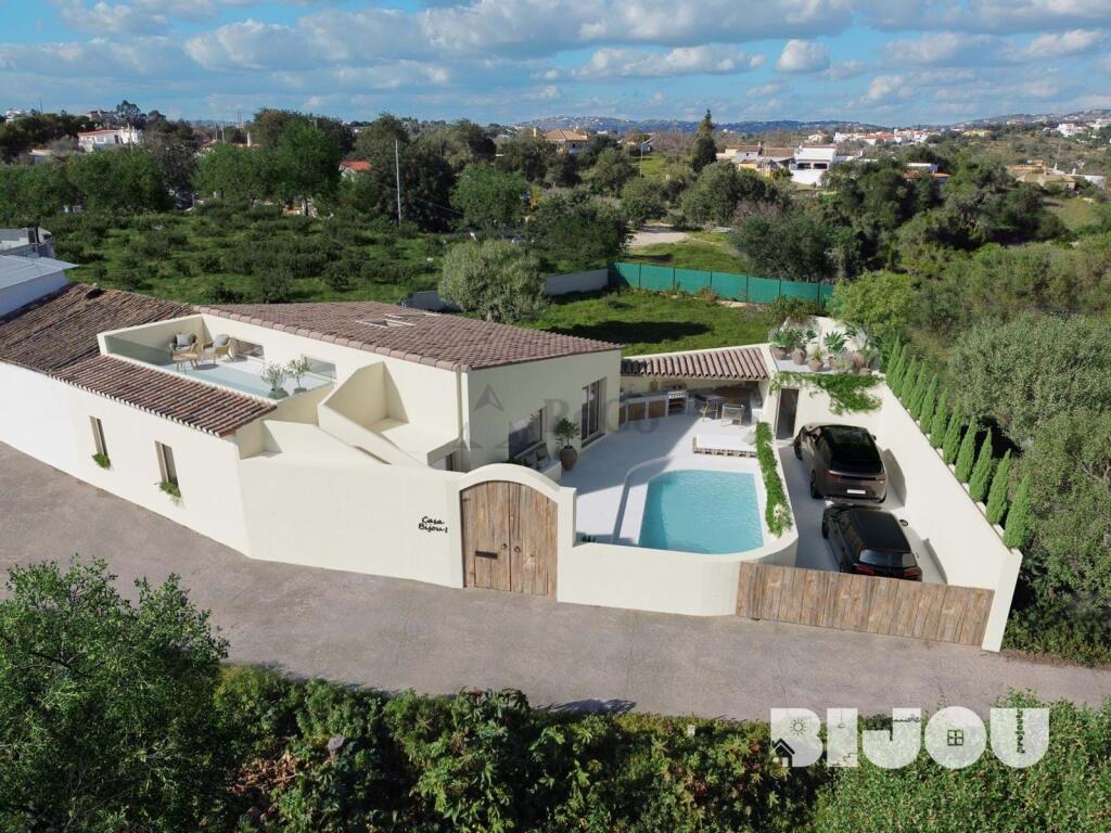 Main image of property: Algarve, Almancil