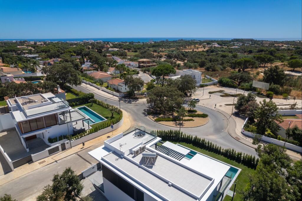 Main image of property: Algarve, Olhos De Agua