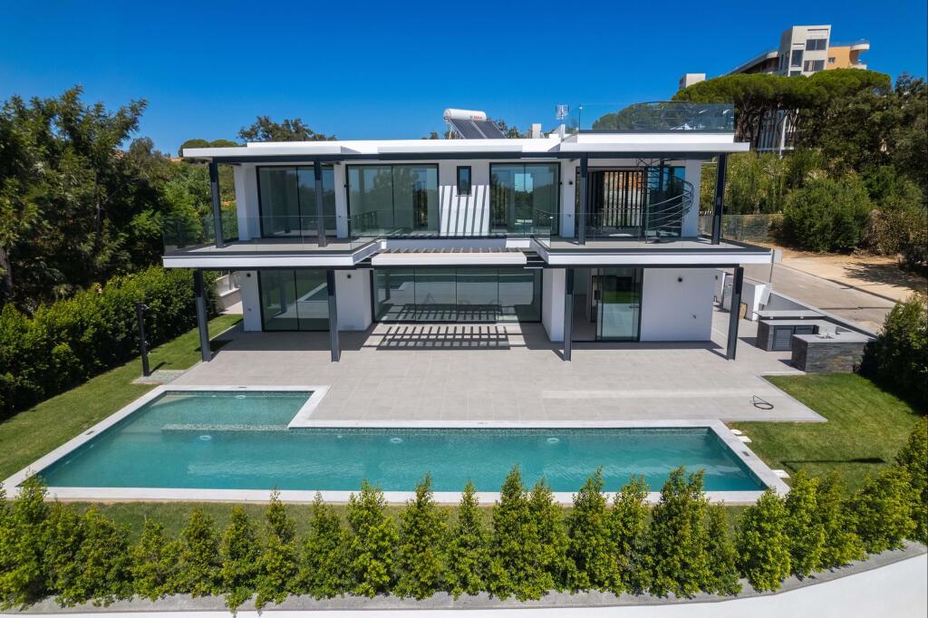 Main image of property: Algarve, Olhos De Agua