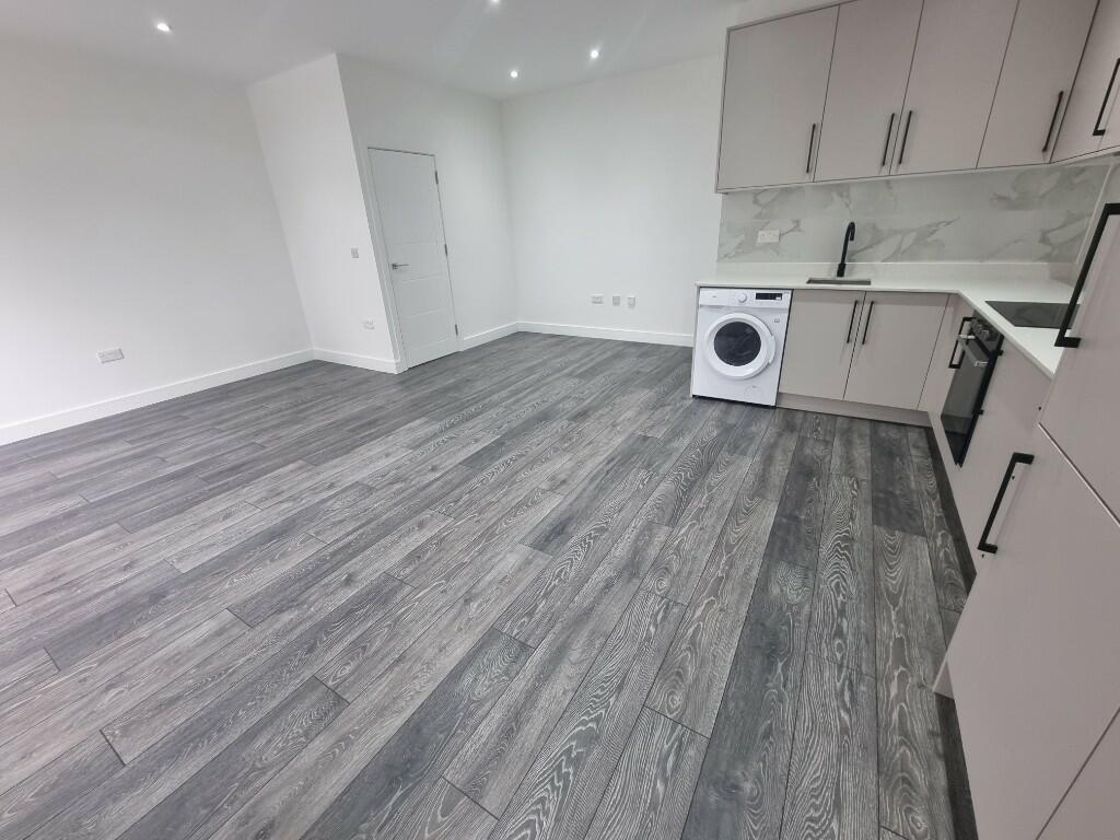 Main image of property: Woodside Avenue, London, N12