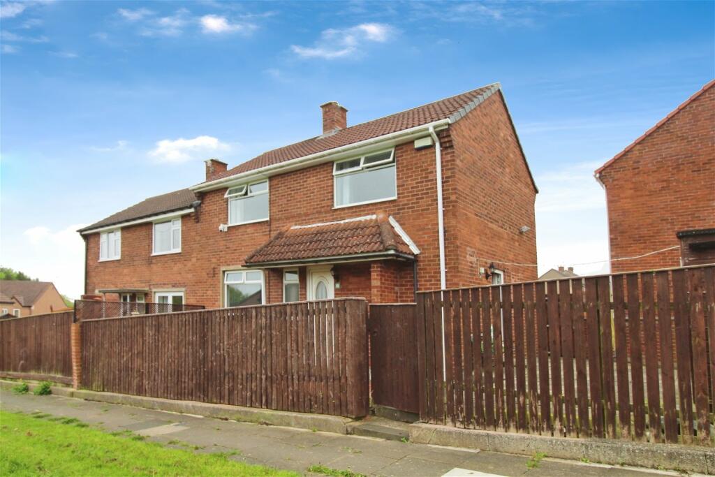 3 bedroom semidetached house for sale in Stanley Crescent, Prudhoe