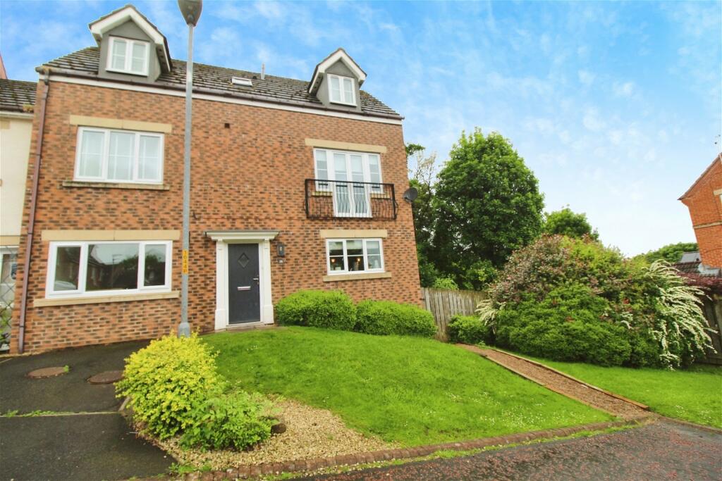 4 bedroom town house for sale in Bells Lonnen, Prudhoe, NE42 5FR, NE42