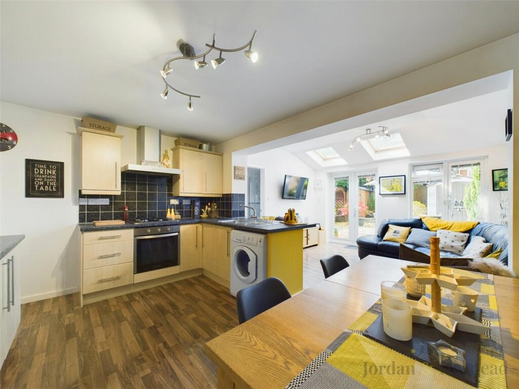 Additional property image - Ryecroft Close, Middlewich, Cheshire, CW10