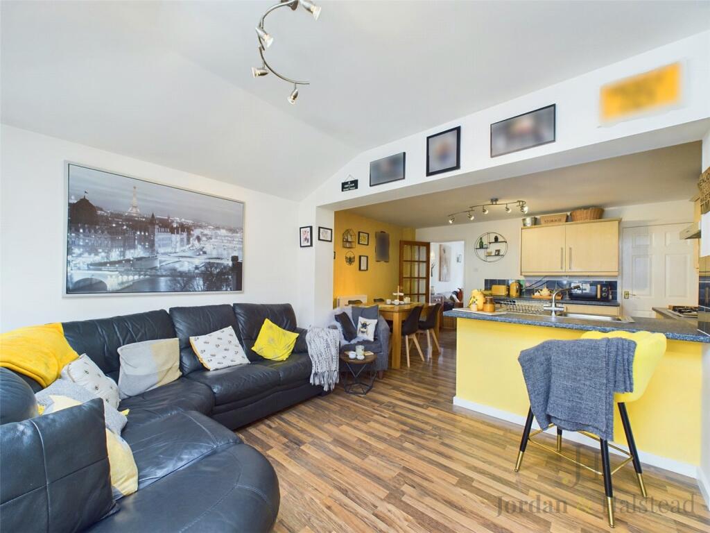 Additional property image - Ryecroft Close, Middlewich, Cheshire, CW10