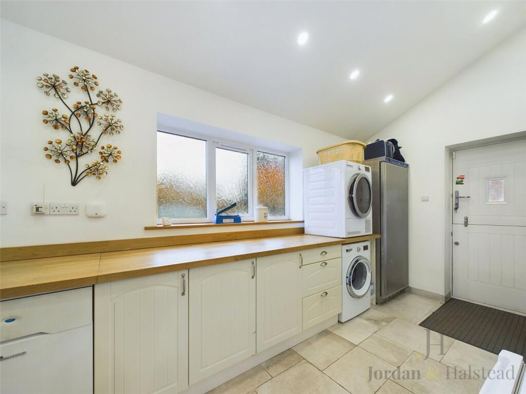 Additional property image - Holmes Chapel Road, Sproston, Crewe, Cheshire, CW4