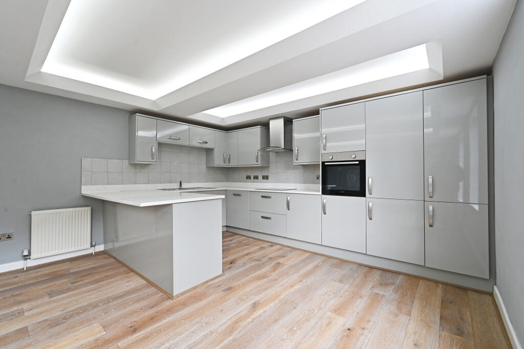 Additional property image - 156 South Parade, Matlock Bath, Matlock DE4 3NR