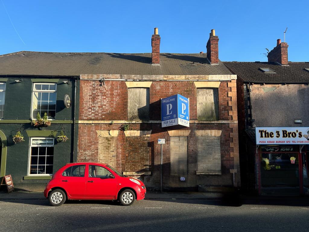 Main image of property: 128/130, Chatsworth Road, Chesterfield, Derbyshire S40 2AR