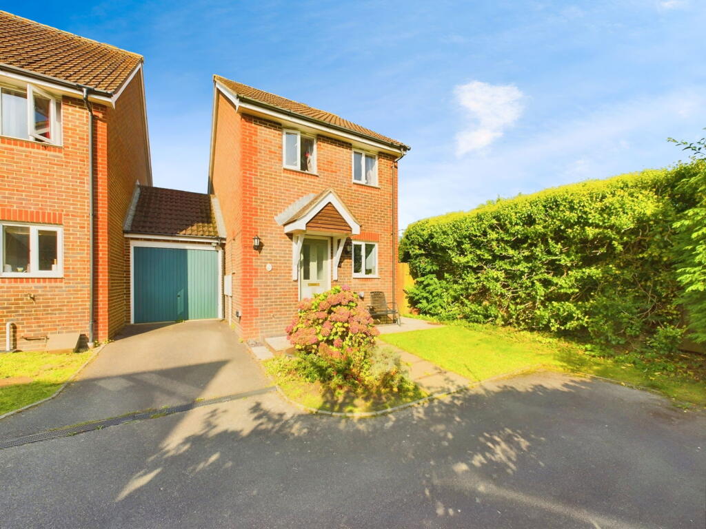 Main image of property: Nightingales Close, Horsham
