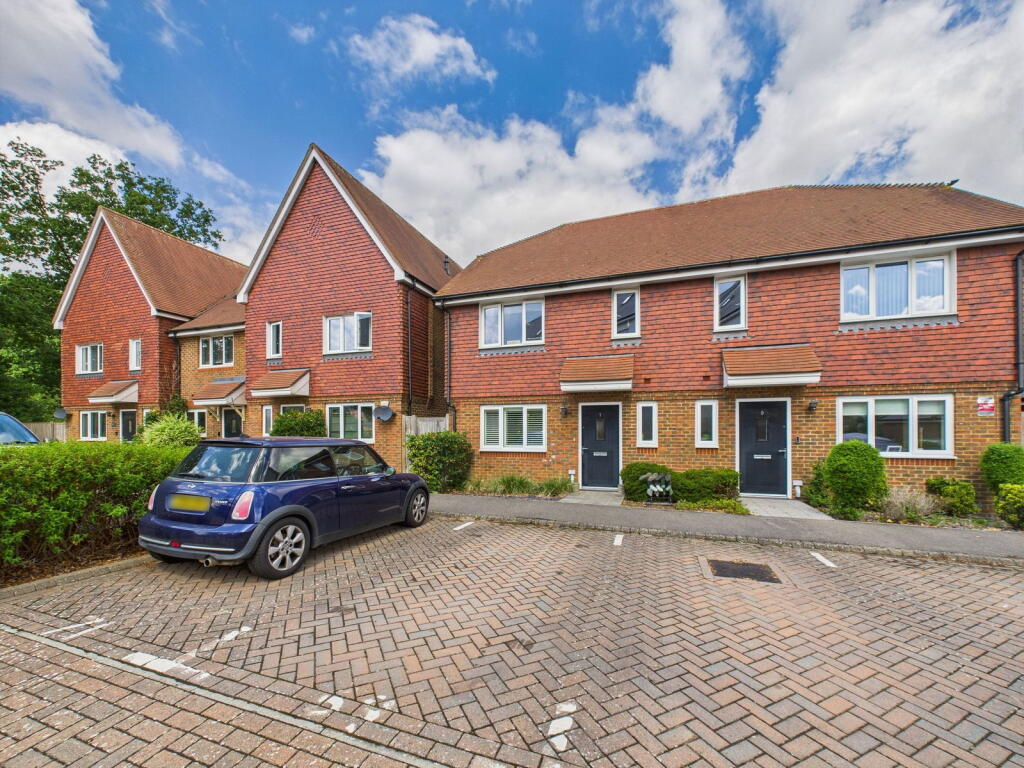 Main image of property: Bricklayer Lane, Kilnwood Vale