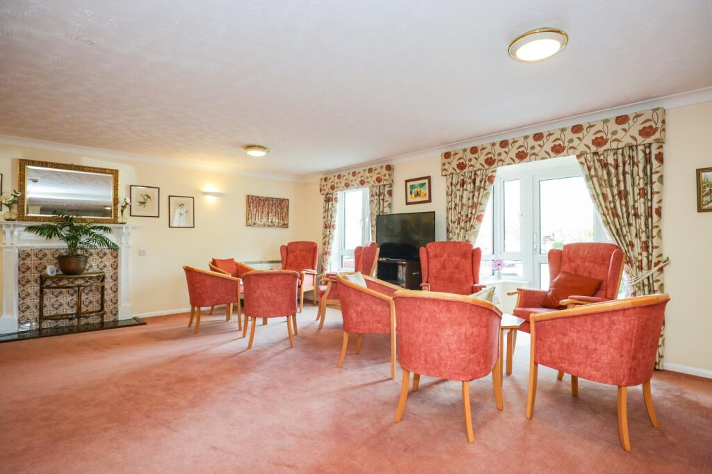 Main image of property: Ashdene Gardens, Kenilworth, Warwickshire, CV8