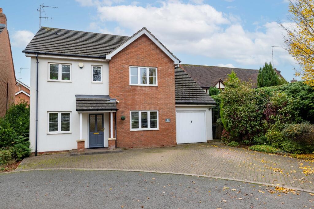 Main image of property: Leamington Road, Kenilworth, Warwickshire, CV8