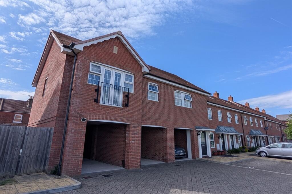 Main image of property: Ashton Gardens, SO50