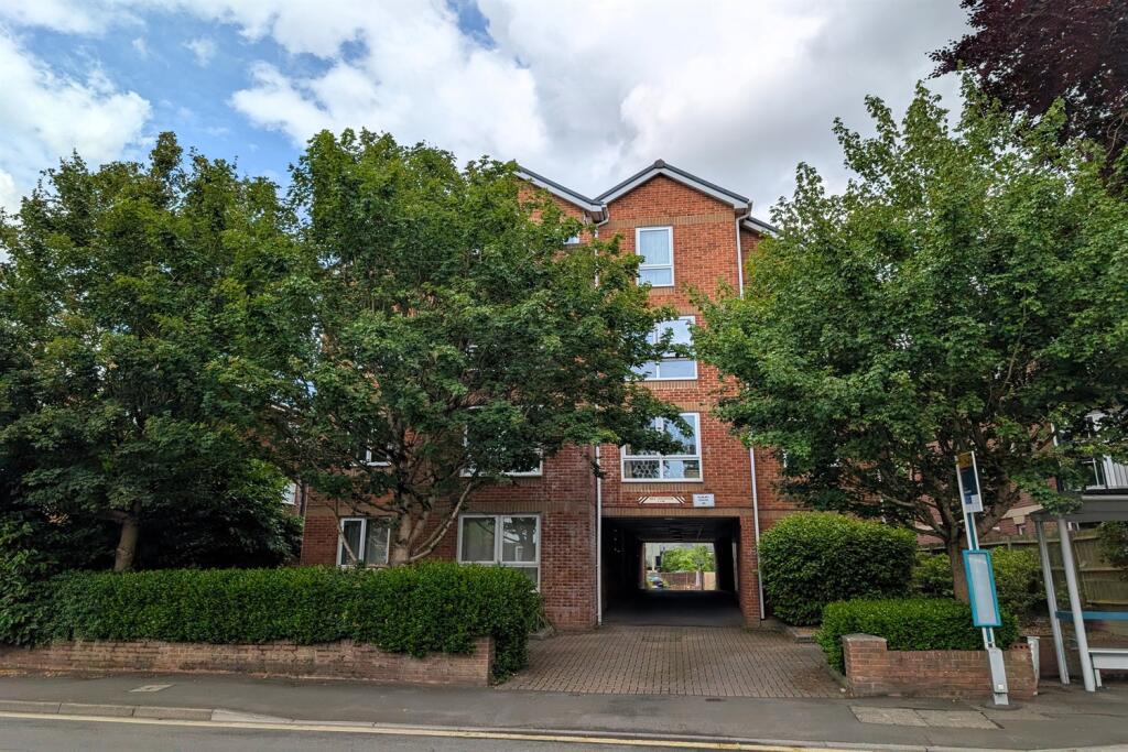 Main image of property: Hill Lane, Southampton